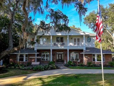 150 LAKE WINNEMISSETT DRIVE, DELAND, FL 32724