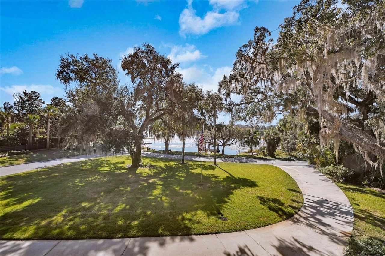 150 Lake Winnemissett Drive, Deland, FL 32724 Photo