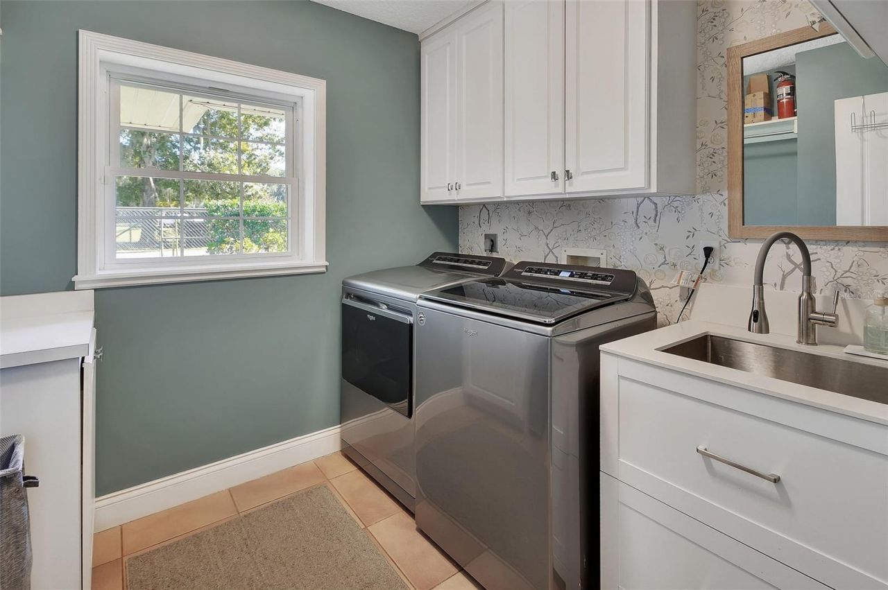 150 Lake Winnemissett Drive, Deland, FL 32724 Photo