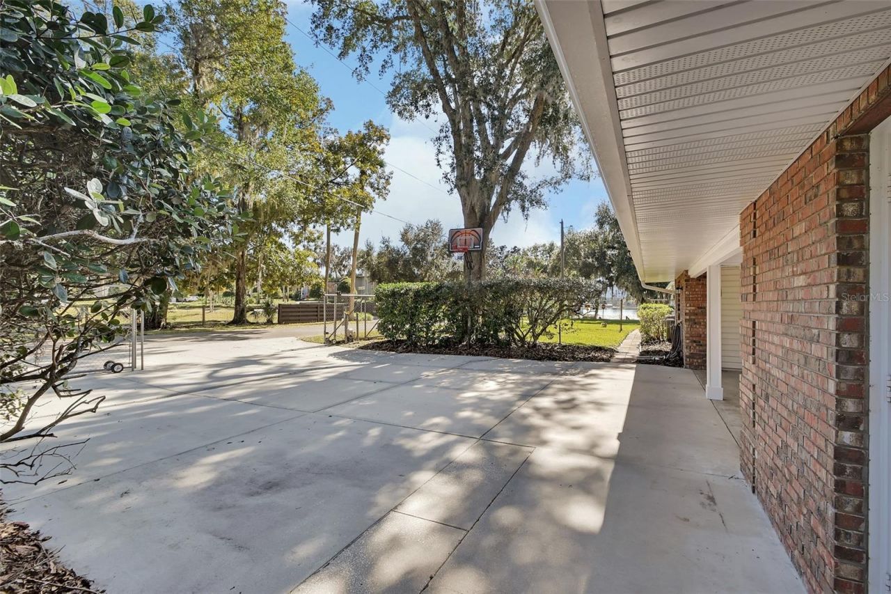 150 Lake Winnemissett Drive, Deland, FL 32724 Photo