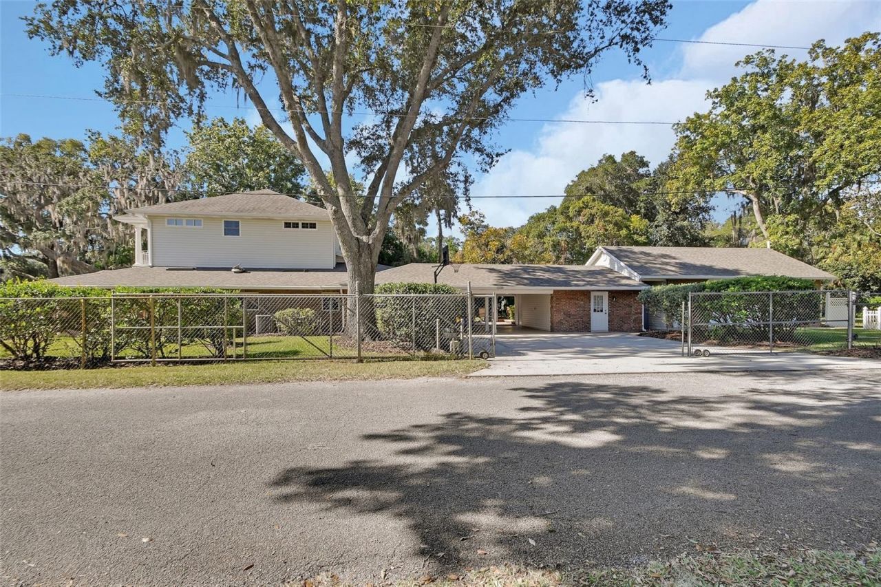 150 Lake Winnemissett Drive, Deland, FL 32724 Photo