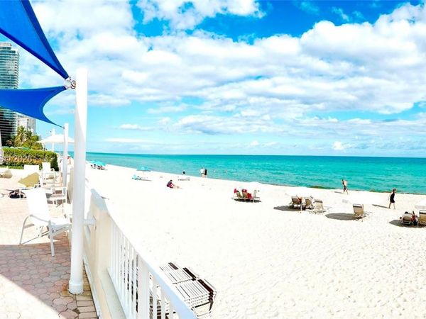 3180 S Ocean Dr, Unit 204, Hallandale Beach, FL 33009