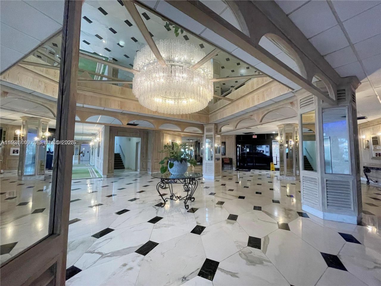 3180 S Ocean Dr, Unit 204, Hallandale Beach, FL 33009 Photo