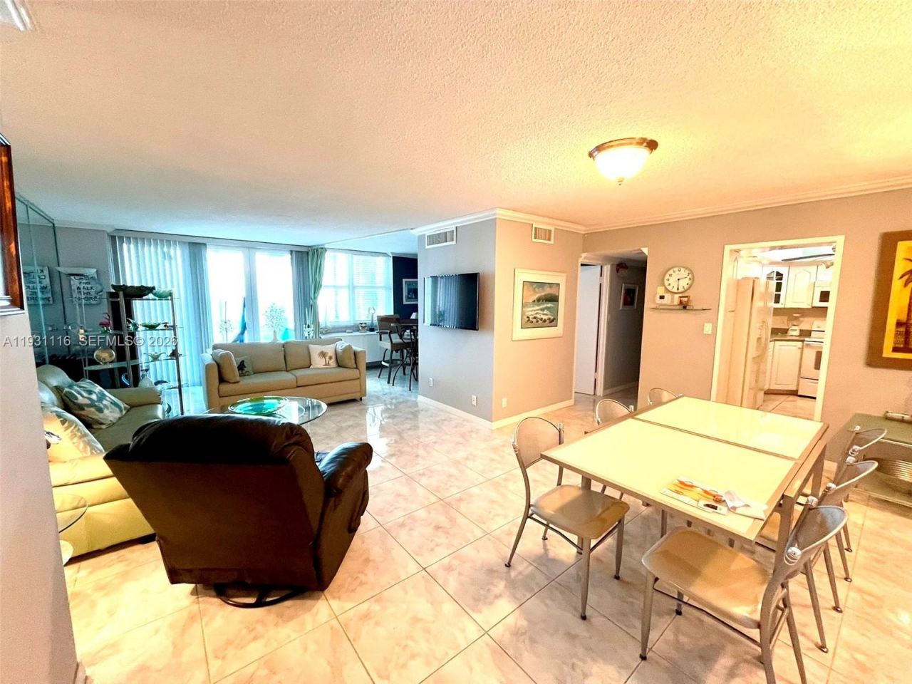 3180 S Ocean Dr, Unit 204, Hallandale Beach, FL 33009 Photo