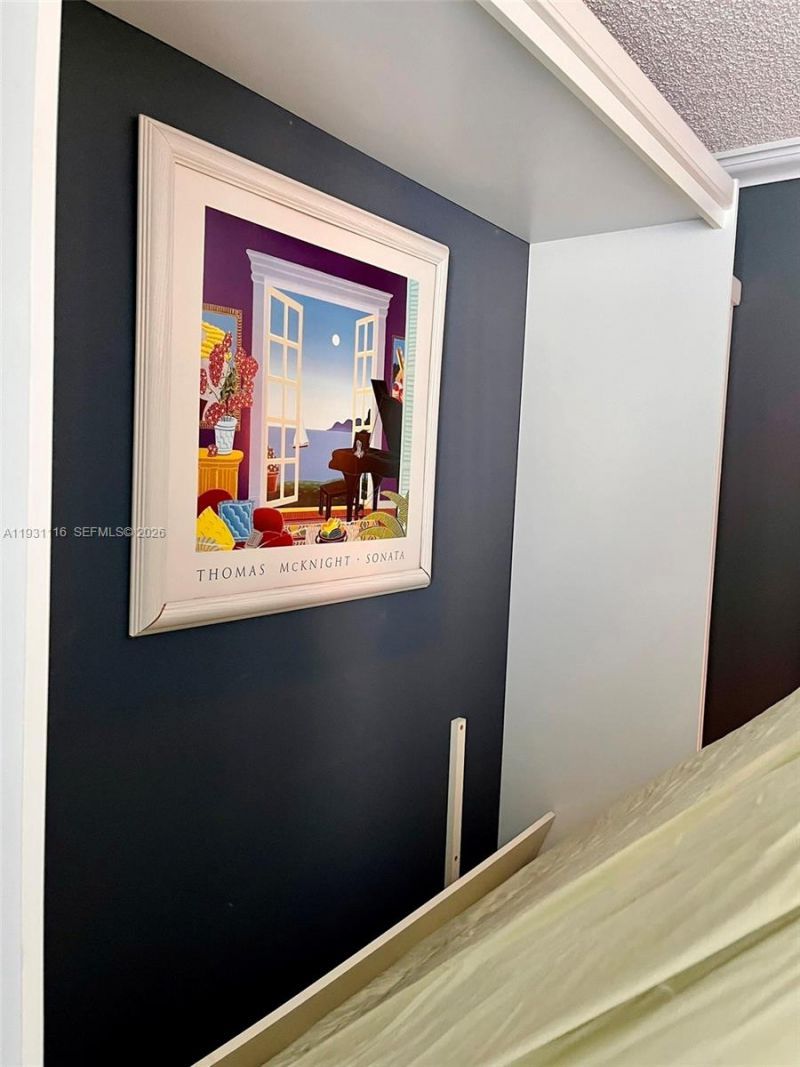 3180 S Ocean Dr, Unit 204, Hallandale Beach, FL 33009 Photo