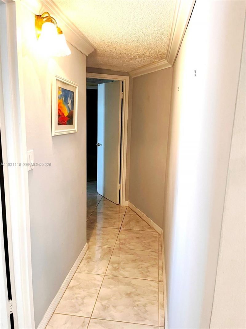 3180 S Ocean Dr, Unit 204, Hallandale Beach, FL 33009 Photo