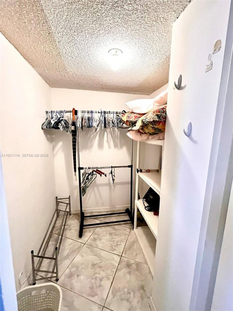 3180 S Ocean Dr, Unit 204, Hallandale Beach, FL 33009 Photo