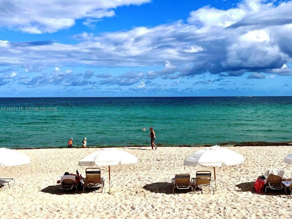 3180 S Ocean Dr, Unit 204, Hallandale Beach, FL 33009 Photo