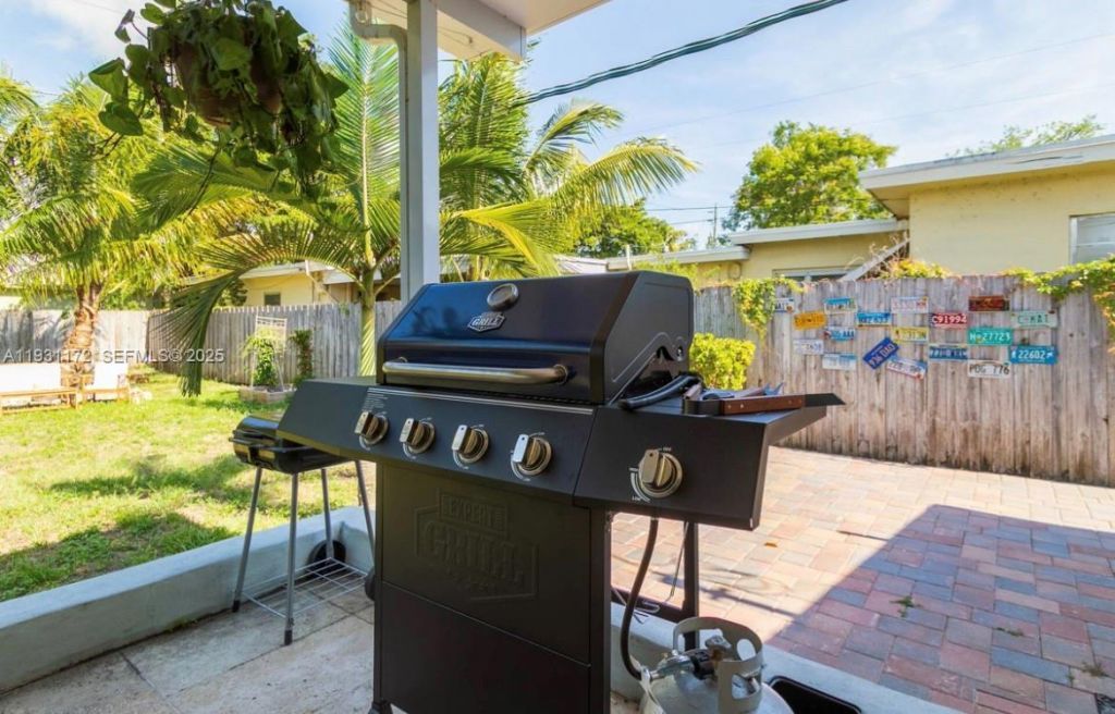 1243 NW 3rd Ave, Fort Lauderdale, FL 33311 Photo