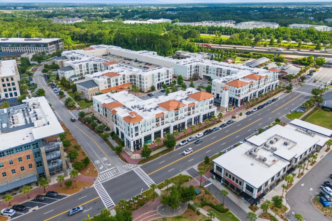 122 Fairbanks Drive Photo 26