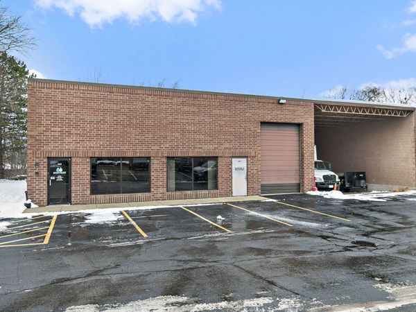 951 N Old Rand Road, Unit 102, Wauconda, IL 60084