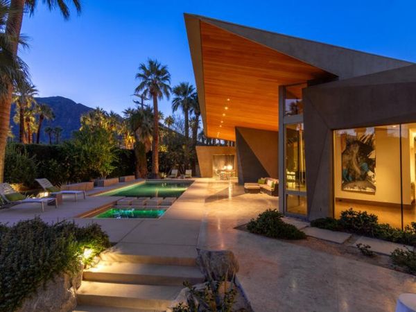 740 N Prescott Drive, Palm Springs, CA 92262