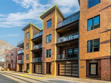 3109 Vine Court, Cleveland, OH 44113