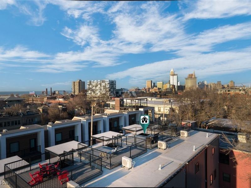 3109 Vine Court, Cleveland, OH 44113 Photo 6