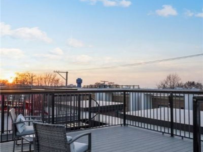 3109 Vine Court, Cleveland, OH 44113 Photo 7