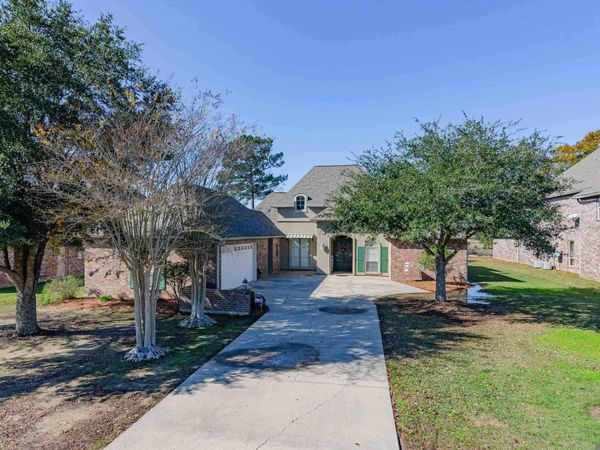 114 Serenity Dr, Denham Springs, LA 70706