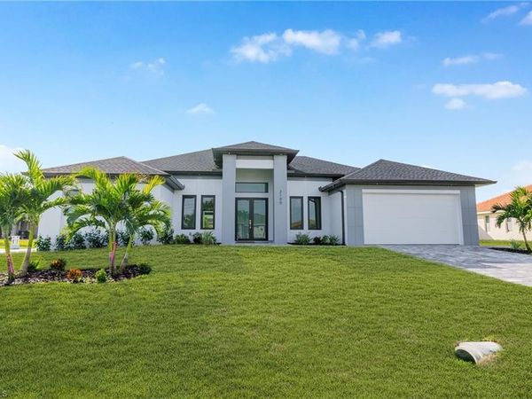 2100 SW 26th ST, CAPE CORAL, FL 33914