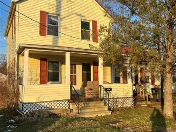 18 Edison Street, Oberlin, OH 44074