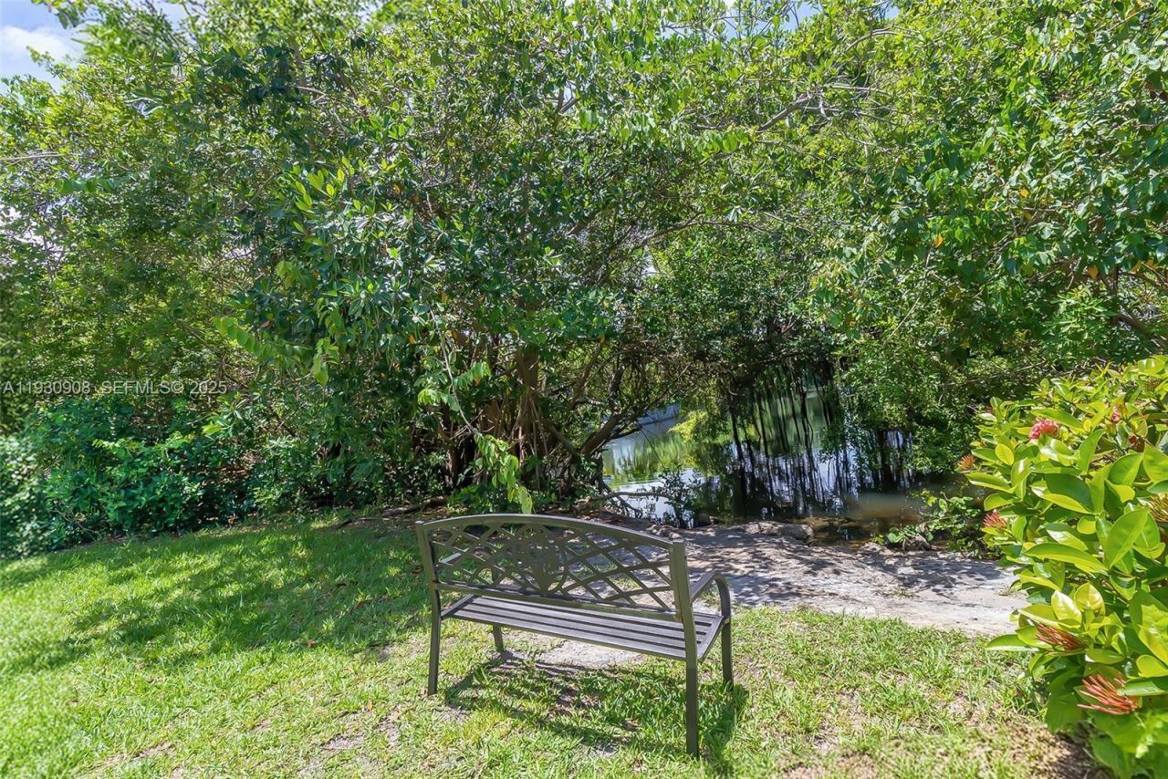 19212 NE 25th Ave, Unit 283D, Miami, FL 33180 Photo