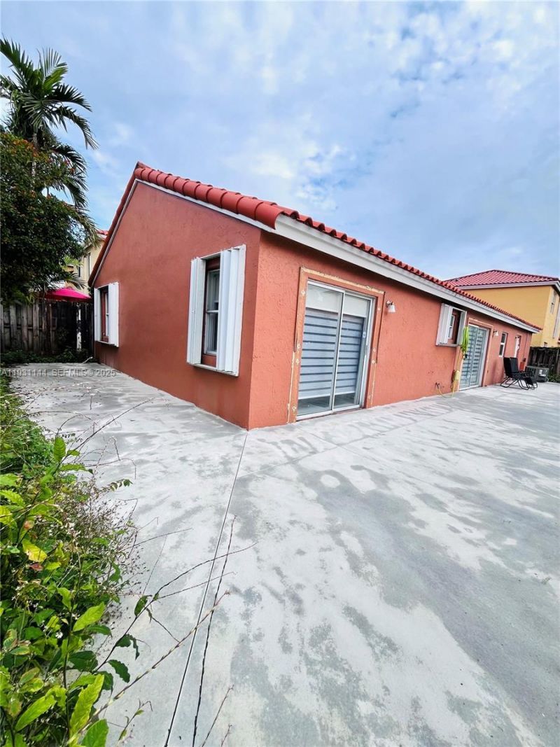 164 NW 85th Ct, Miami, FL 33126 Photo