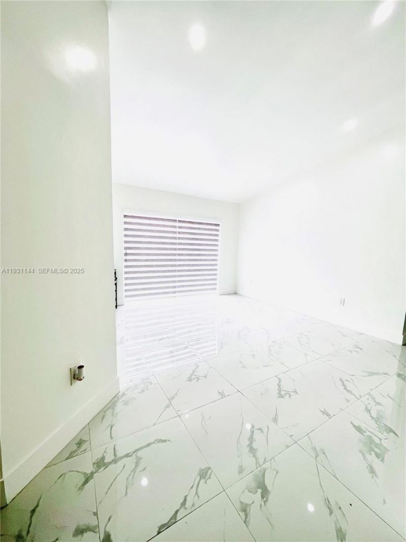 164 NW 85th Ct, Miami, FL 33126 Photo