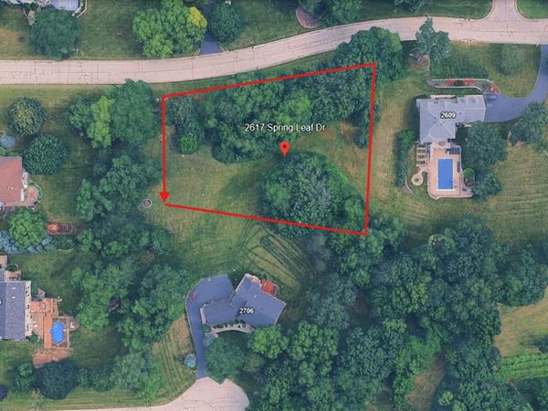 2617 Spring Leaf Drive, Spring Grove, IL 60081