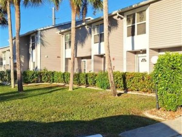 4703 SW Santa Barbara PL, Unit 15, CAPE CORAL, FL 33914