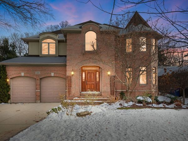 420 Pine Manor Drive, Wilmette, IL 60091