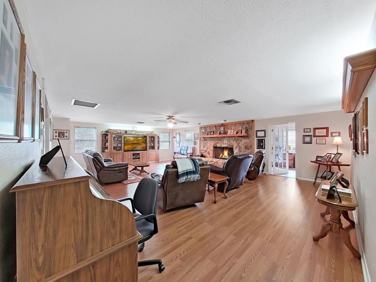 4105 Robinson Road, Valrico, FL 33594 Photo