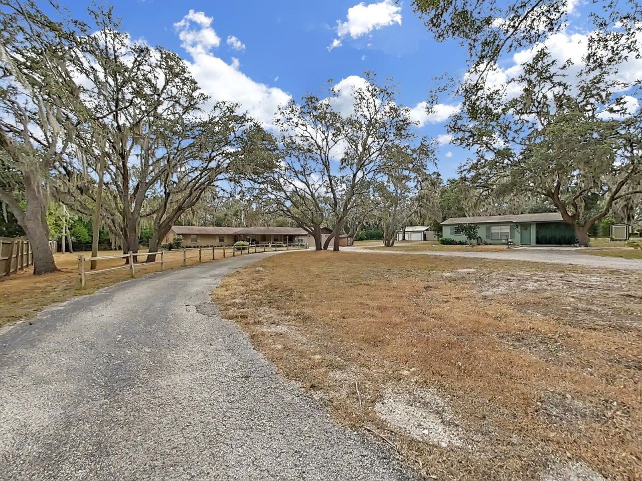 4105 Robinson Road, Valrico, FL 33594 Photo