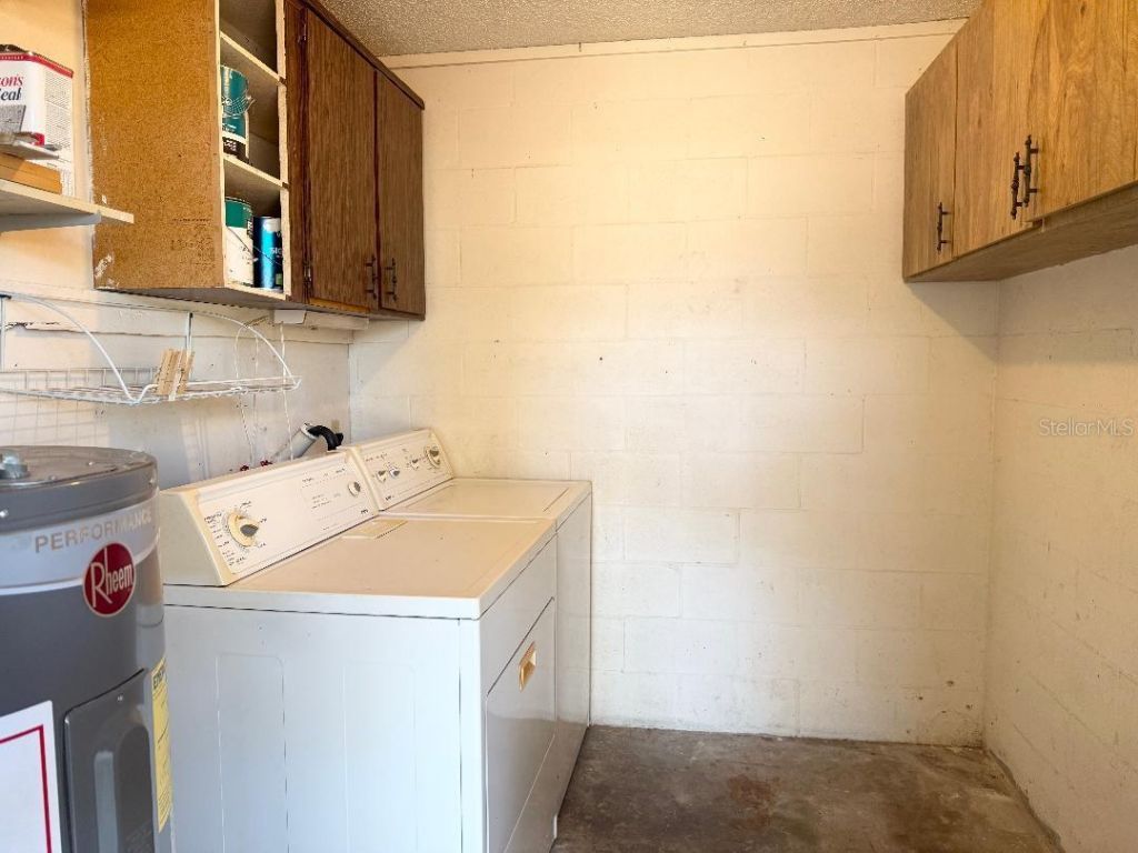 4105 Robinson Road, Valrico, FL 33594 Photo