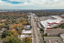 932 Savannah Highway photo 4