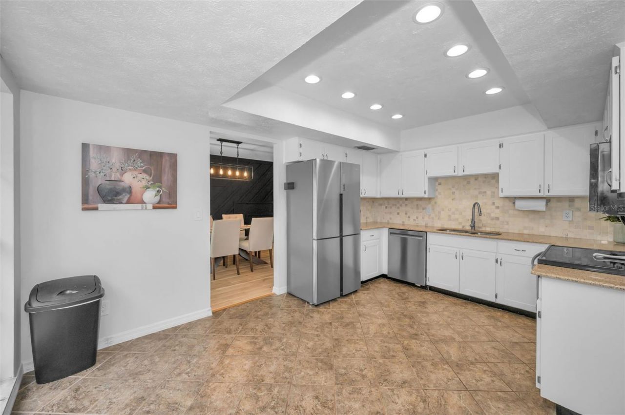 613 Valley Hill Drive, Brandon, FL 33510 Photo