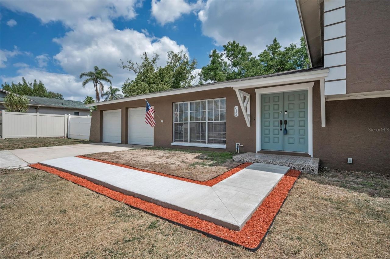 613 Valley Hill Drive, Brandon, FL 33510 Photo