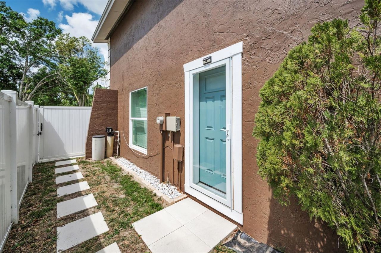 613 Valley Hill Drive, Brandon, FL 33510 Photo