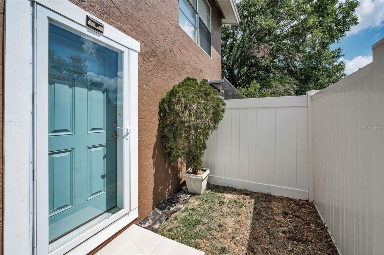 613 Valley Hill Drive, Brandon, FL 33510 Photo