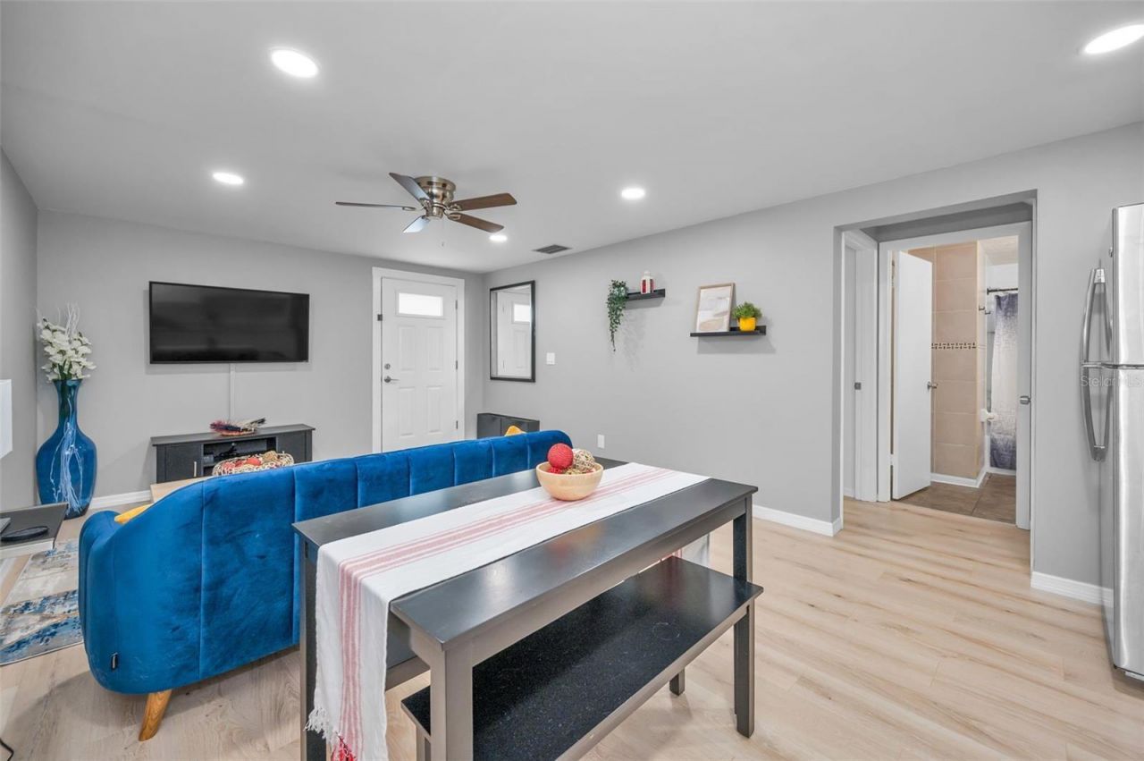 613 Valley Hill Drive, Brandon, FL 33510 Photo