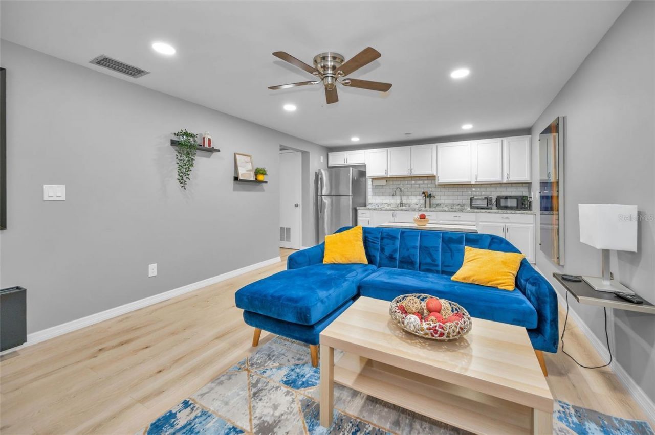 613 Valley Hill Drive, Brandon, FL 33510 Photo