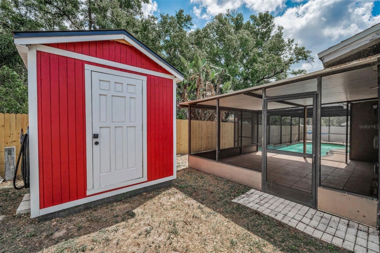 613 Valley Hill Drive, Brandon, FL 33510 Photo