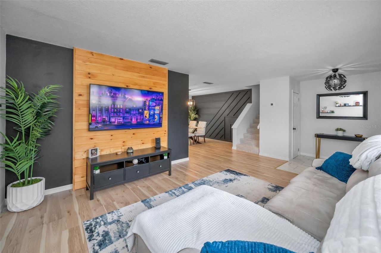 613 Valley Hill Drive, Brandon, FL 33510 Photo