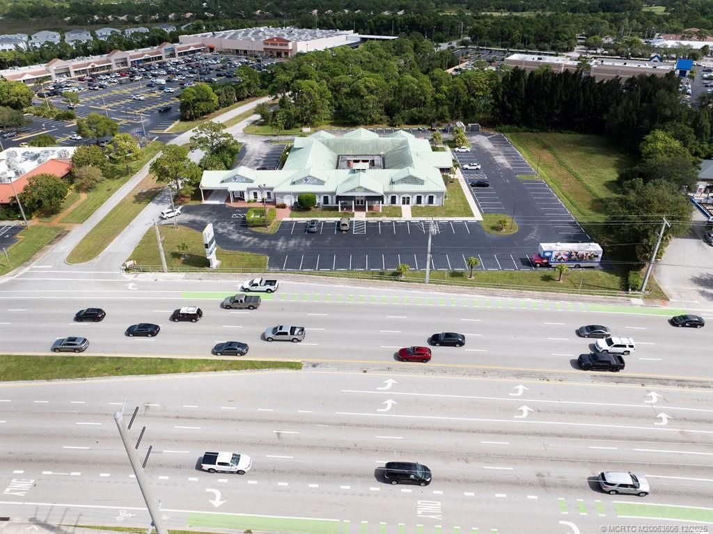 3405 NW Federal Highway, Jensen Beach, FL 34957 Photo