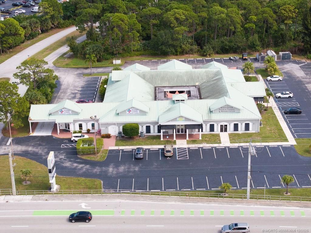 3405 NW Federal Highway, Jensen Beach, FL 34957 Photo