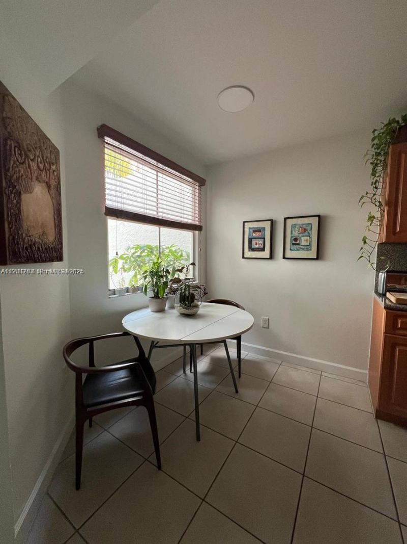 9756 NW 47th Ter, Unit 168, Doral, FL 33178 Photo