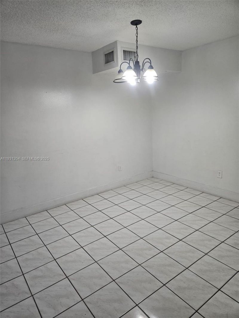 7211 W 24th Ave, Unit 2304, Hialeah, FL 33016 Photo