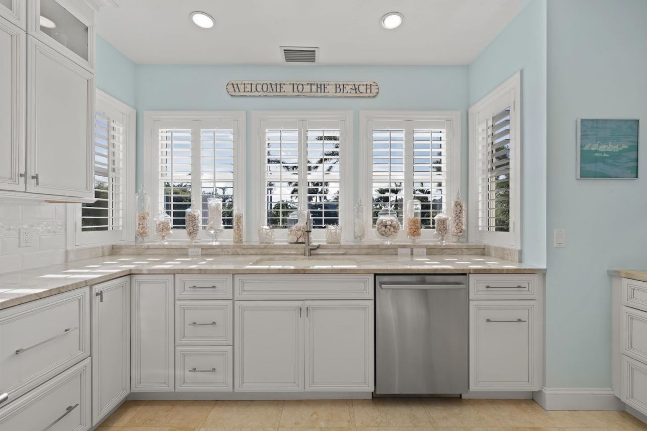 4452 Waters Edge Lane, Sanibel, FL 33957 Photo