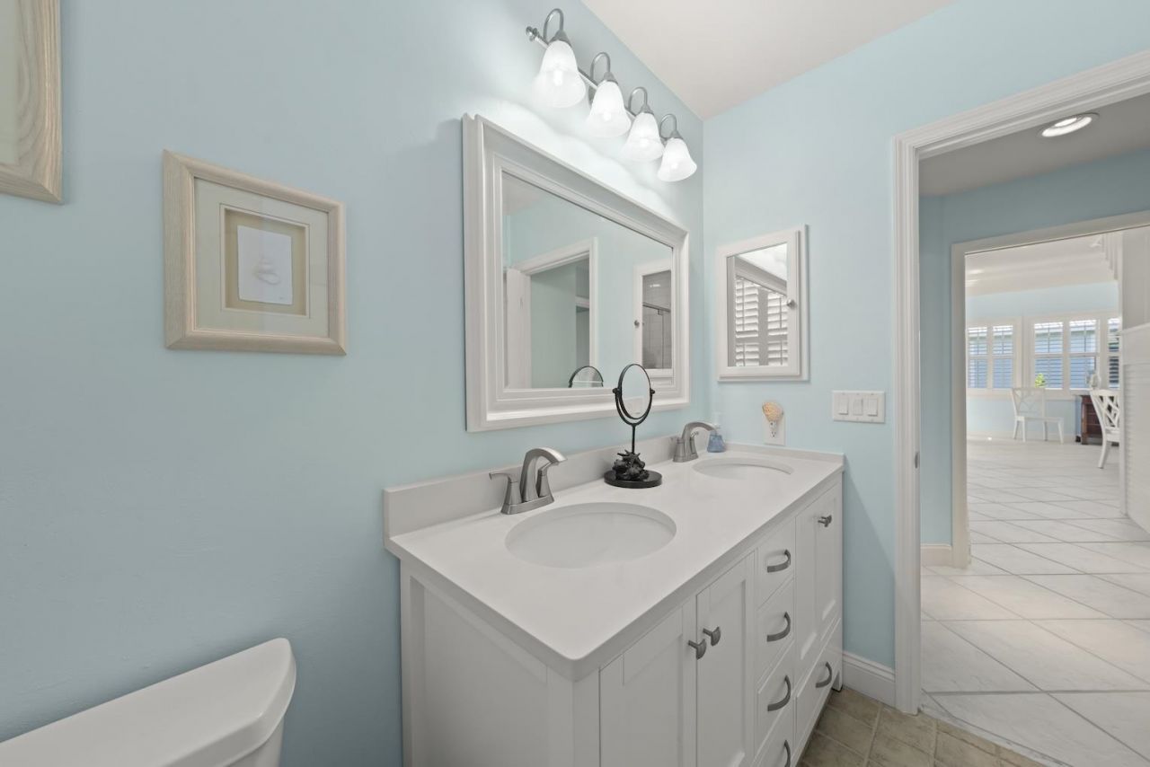 4452 Waters Edge Lane, Sanibel, FL 33957 Photo