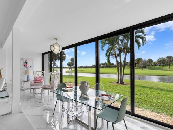 2435 Presidential Way, Unit H, West Palm Beach, FL 33401