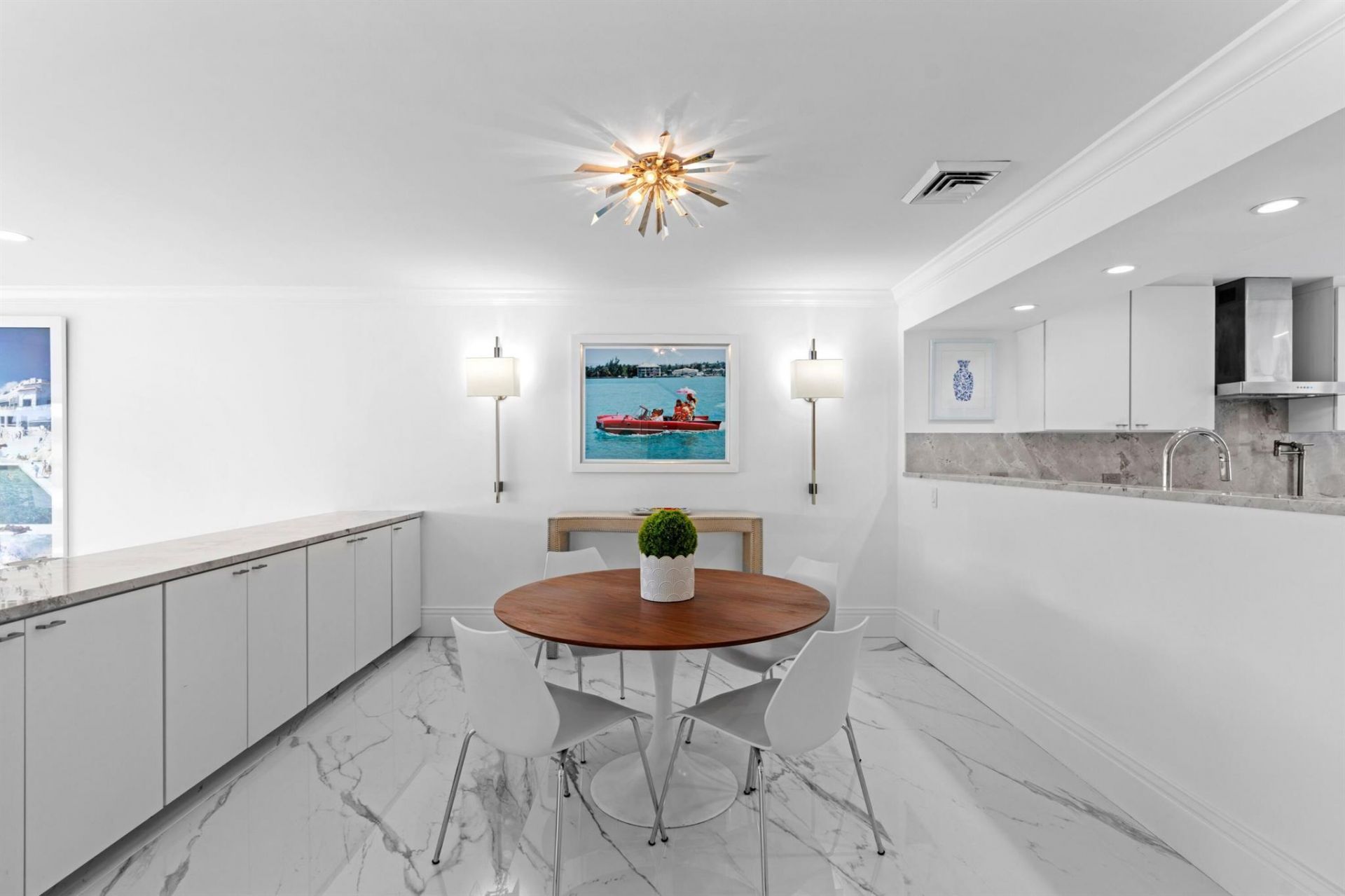 2435 Presidential Way, Unit H, West Palm Beach, FL 33401 Photo