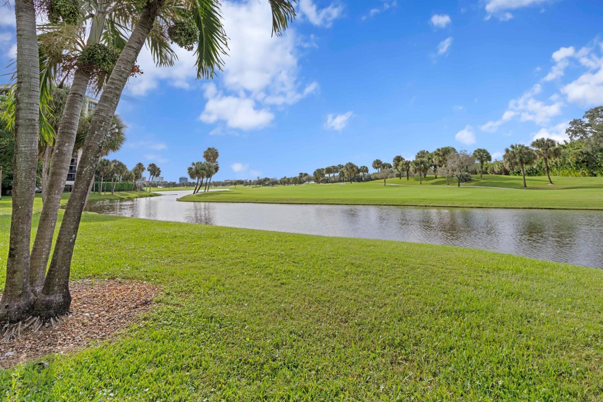 2435 Presidential Way, Unit H, West Palm Beach, FL 33401 Photo