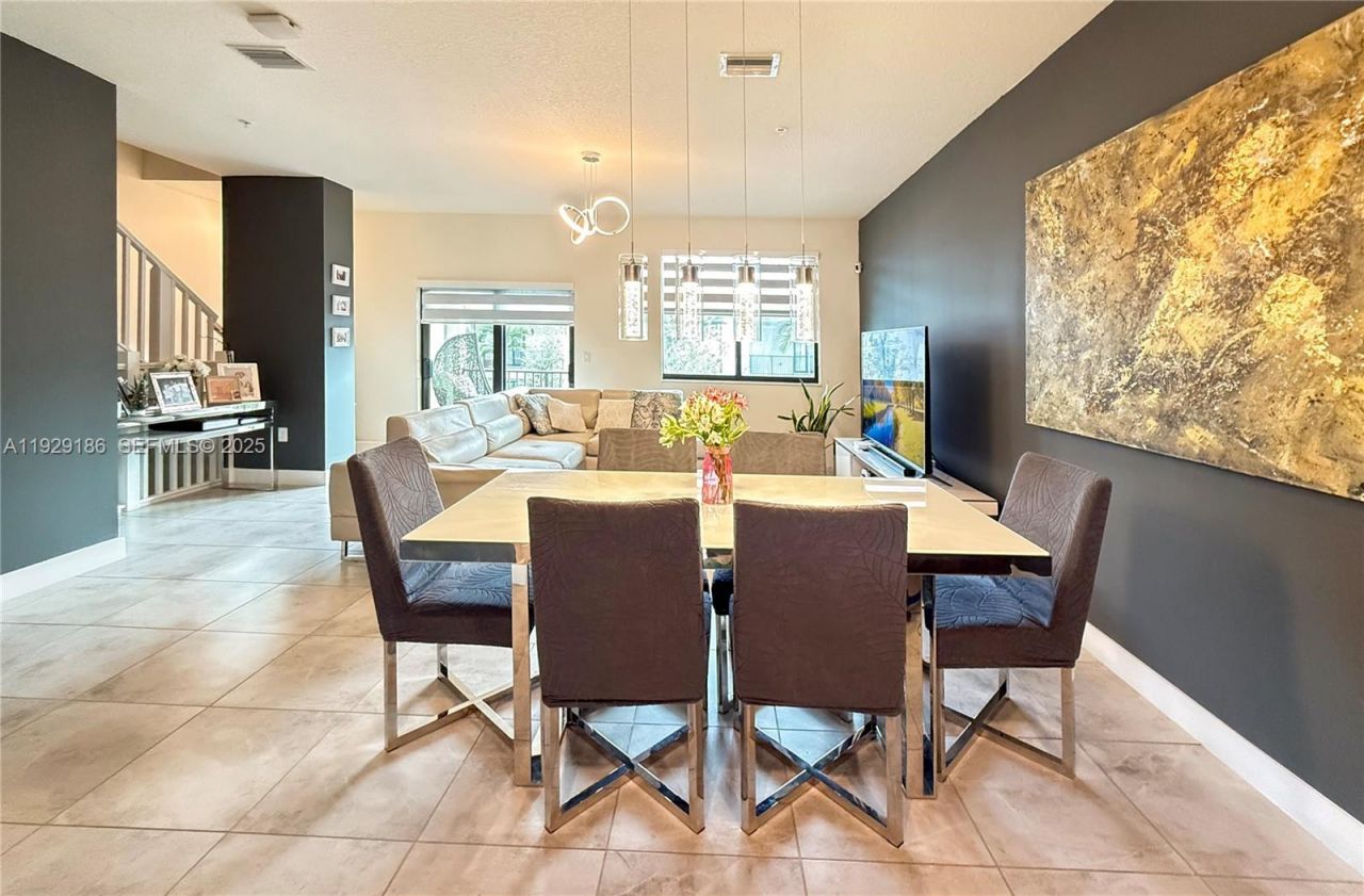 4654 NW 84th Ave, Doral, FL 33166 Photo